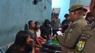Jaga Kamtibmas, Polres Kampar Laksanakan Razia Gabungan Sasar Sarang Narkoba di Wilayah Kampar Kiri