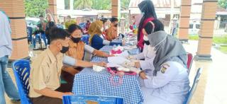 Polres Kampar Gandeng RS Pelita, Gelar Vaksinasi Untuk Warga di Daerah Terpencil Desa Gunung Sari