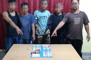 Lagi Asik Main Judi Qiu-qiu di Kedai Kopi, 5 Orang Pelaku Diciduk Reskrim Polsek Kampar Kiri.