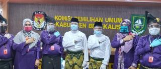 KPU Bengkalis Terima Berkas Pasangan,H.Abi Bahrun-Herman