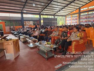 Polisi Hadir di Tengah Masyarakat: Kapolsek Tapung Hilir Dukung RAT Koperasi Petani Sahabat Lestari!