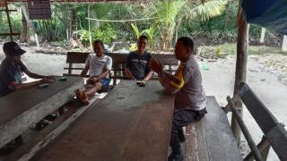 POLSEK KERITANG MELALUI BHABINKAMTIBMAS DESA PANCUR TURUN LANGSUNG LAKUKAN COOLLING SYSTEM  KE DESA 