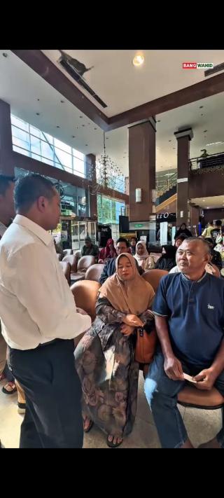 Gubernur Riau Lakukan Sidak ke RSUD Arifin Achmad, Pastikan Pelayanan Kesehatan Optimal