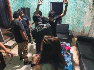 Satresnarkoba Polres Kampar Razia Tempat Hiburan Malam di Desa Kinantan, Ingatkan Bahaya Narkoba