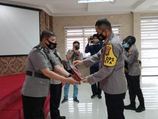 Kapolresta Pimpin Sertijab Kapolsek Tenayan Raya dan Kapolsek Payung Sekaki