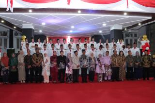 Suasana Merah Putih Penuhi Balai Bupati, Kapolres Kampar Hadir Meriahkan Malam Resepsi Kenegaraan HU