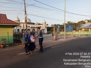 Dishub Bengkalis Bersama Satpol PP dan Satlantas Lakukan Pengaturan Lalu Lintas di Lingkungan Sekola