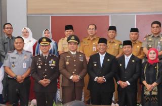 Dalam Rapat Paripurna, Kalapas Pasir Pangarayan Hadiri Sertijab Bupati dan Wakil Bupati Rokan Hulu