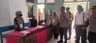 Kunjungan Kapolres Kuansing Ke PPK Kecamatan Inuman dalam rangka Rapat Pleno Hitung Suara Pemilu 