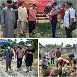 Anggota DPR RI Effendi Sianipar Saksikan Pemotongan Hewan Kurban di Masjid Luhur Miftahul Huda