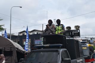 Polres Kampar Kerahkan Para Polwan Sosialisasikan Larangan Mudik Kepada Masyarakat