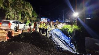 Dirlantas Polda Riau Berikan Semangat dan Apresiasi Kepada Personel di Pos Pengamanan Nataru 