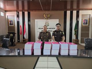 PELIMPAHAN PERKARA 6 (ENAM) TERSANGKA PERKARA DUGAAN TINDAK PIDANA KORUPSI 