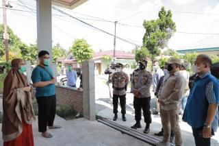 Kapolda Riau Tinjau Pelaksanaan PPKM Mikro Di Dua Kelurahan Kota Pekanbaru
