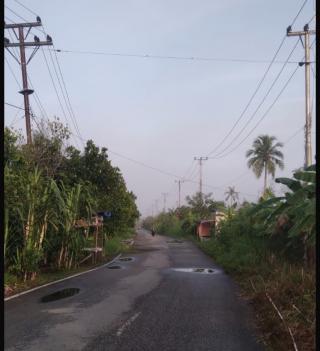 10 Tahun Gelap Gulita, Warga Parit 21 Tembilahan Desak Dinas Pertamanan Segera Pasang Lampu Jalan