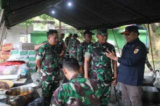 Danrem 031/WB Tinjau Langsung Warga Terdampak Banjir di Kel. Meranti