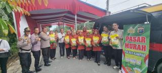 Desa Kayu Aro Semarak Panen Raya Jagung Serentak,Polsek Kampar Sediakan Beras Murah untuk Masyarakat