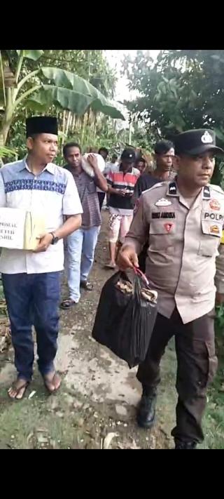Polsek Reteh Serahkan Bantuan Sosial kepada Keluarga Korban Terkaman Buaya