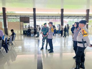 Waka Polsek KamparHadiri Rapat Pleno Rekapitulasi Hasil Penghitungan Perolehan Suara