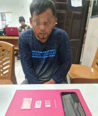 Lagi Seorang Pengedar Shabu Diciduk Resnarkoba Polres Kampar di Desa Kuntu Darussalam