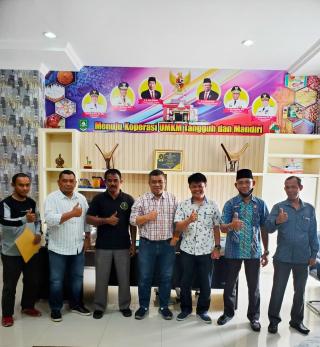 Membangkitkan Ekonomi,Kadis Koperasi dan UMKM Bengkalis Herman Fasilitasi Koperasi IPMPL ke Investor