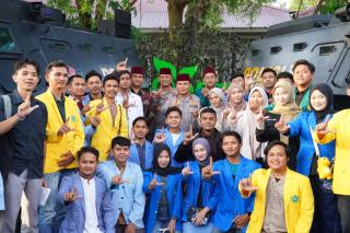 Perkuat Kamtibmas di Bulan Suci, Kapolda Riau Buka Bareng Ojol dan Mahasiswa