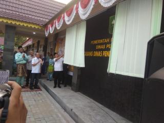 Gubri Syamsuar Resmikan Kantor Cabang Dinas Pendidikan Wilayah IV di Inhu